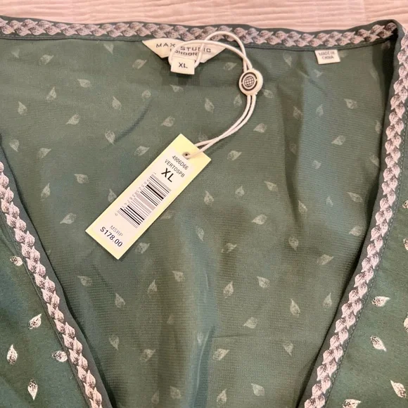 NWT Max Studio Elegant Green Polka Dot Dress - Picture 7 of 10